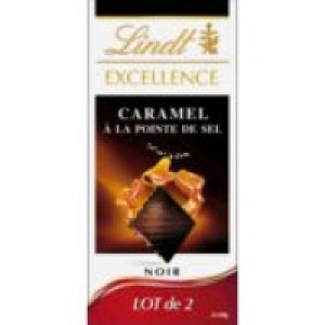 LINDT Chocolat Noir Caramel &agrave; la pointe de sel 2 x 100 g