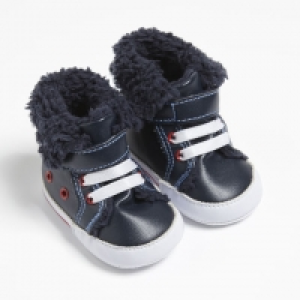 IN EXTENSO Basket bébé 5.99 €