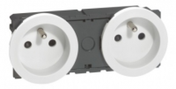 Double prise 2 p&ocirc;les + T couleur blanc LEGRAND C&eacute;liane