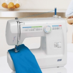 Machine à coudre 69.99 €