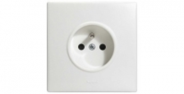 Prise 2P+T LEGRAND Neptune