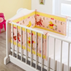 Tour de lit b&eacute;b&eacute;