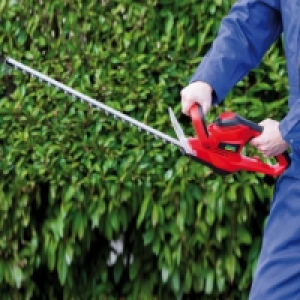 Taille-haie électrique 44.99 €
