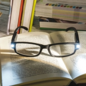Lunettes LED de lecture 4.99&nbsp;&euro;