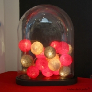 Guirlande lumineuse kit spécial Noel de 20 boules coloris kaki et roug