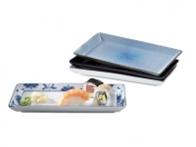 2 plateaux &agrave; sushis