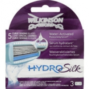 Wilkinson Lames sp&eacute;cial courbes au s&eacute;rum hydratant, aux extraits marins