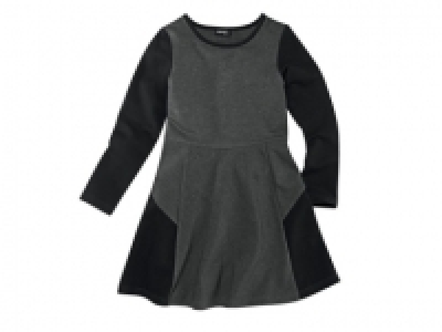 Robe fille 8.99 €