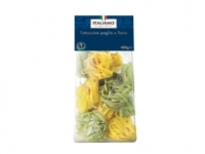 Fettuccine aux œufs nature et épinards
