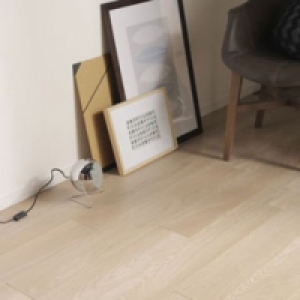 Revêtement sol stratifié décor chêne Cardiff Alesio 14.95 €
