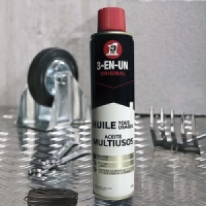 Huile tous usages 2.99 €
