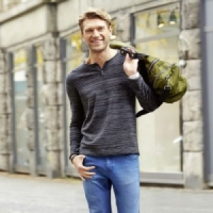 Pull 9.99 €