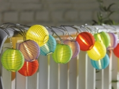 Guirlande dété à LED 12.99 €