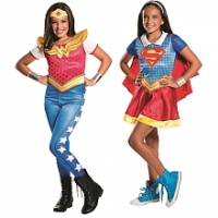 Toysrus  DC Super Héro Girls - Déguisements Wonder Woman + Supergirl taille L