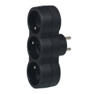 Multiprise 3 prises 16A Verte 6.50 €