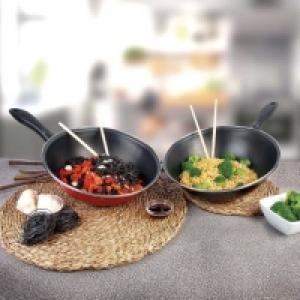 Poêle wok 7.49 €