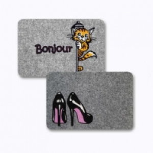 Tapis floqué 3.99 €