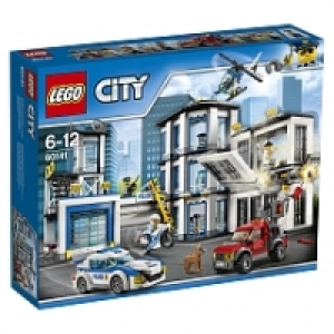LEGO&reg; City - Nouveaut&eacute;s 2017 - Le commissariat de police - 60141