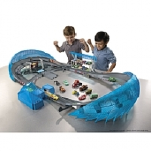 Cars 3 - Méga circuit motorisé Florida 119.99 €