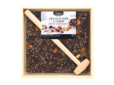Chocolat noir à casser aux raisins, amandes et praliné
