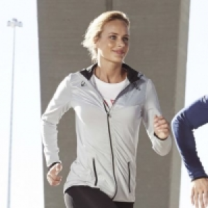 Veste sport femme 13.99 €