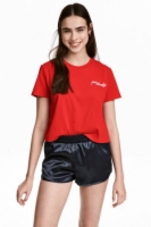  Short en satin 11.99&nbsp;&euro;