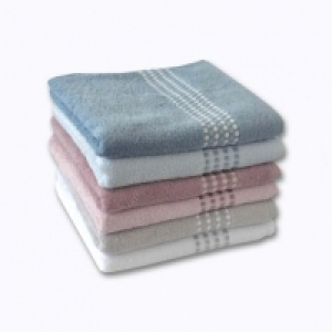 Home Creation® Lot de 2 serviettes de bain