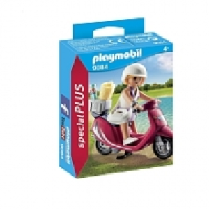 Playmobil - Nouveaut&eacute;s 2018 - Vacanci&egrave;re avec scooter - 9084 3.99&nbsp;&euro;
