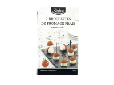 9 brochettes de fromage frais et tomates cerises 1.85 €