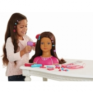 Toysrus  Dream Dazzlers - Tête à coiffer et à maquiller brune - 50 pièces