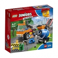Toysrus  LEGO® Juniors City - Le camion de réparation des routes - 10750