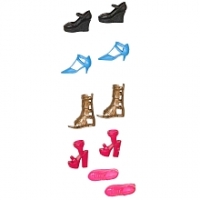 Toysrus  Poupée Barbie - Pochette de 5 paires de chaussures - FCR93