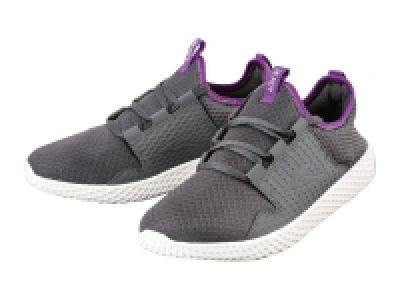 Baskets femme 11.99 €
