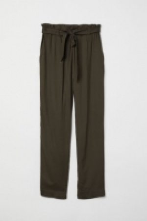  Pantalon paper bag 9.99 €