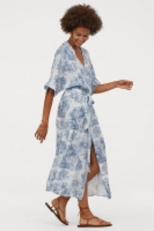  Robe avec ceinture à nouer 21.99 €