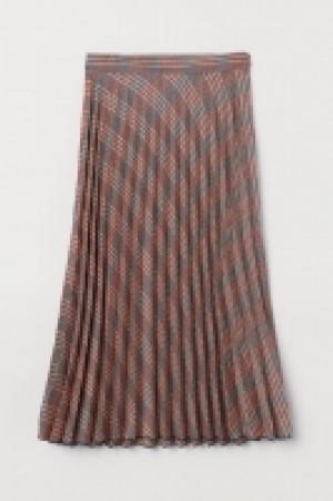  Jupe plissée 17.99 €