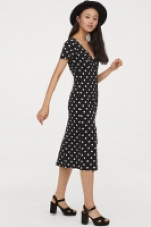  Robe à encolure en V 14.99 €