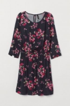  Robe courte 9.99 €