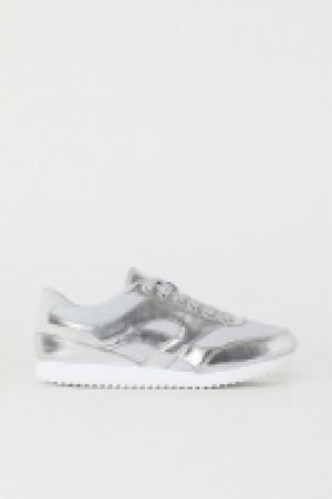  Baskets 17.99 €