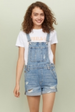  Salopette short en denim 20.99 €