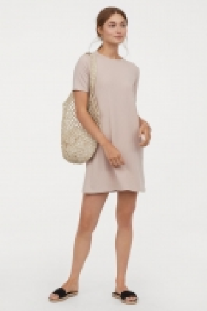  Robe T-shirt courte 11.99 €