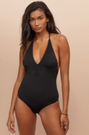  Maillot de bain dos nu 17.99 €