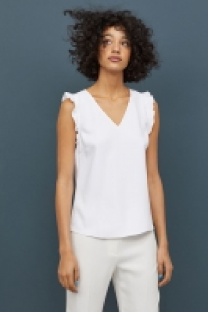  Top à manches volantées 10.99 €