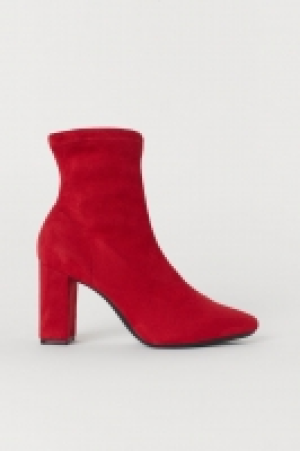  Bottines-chaussettes 23.99 €