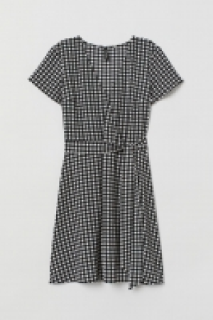  Robe portefeuille en crêpe 12.99 €