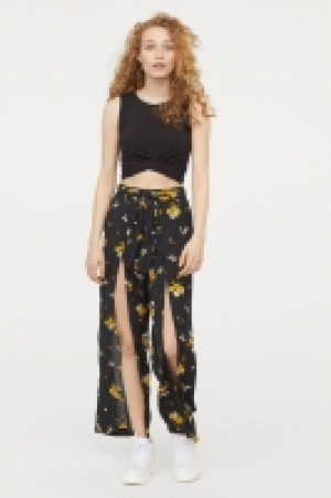  Pantalon avec fentes montantes 12.99 €
