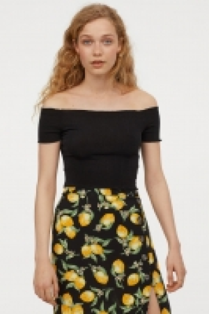  Crop top épaules nues 7.99 €