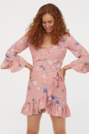  Robe portefeuille à motif 17.99 €