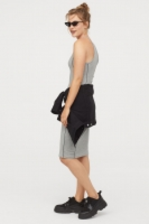 Robe ajustée 9.99 €