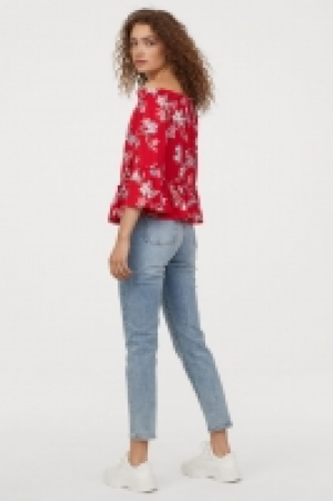  Blouse épaules nues 11.99 €